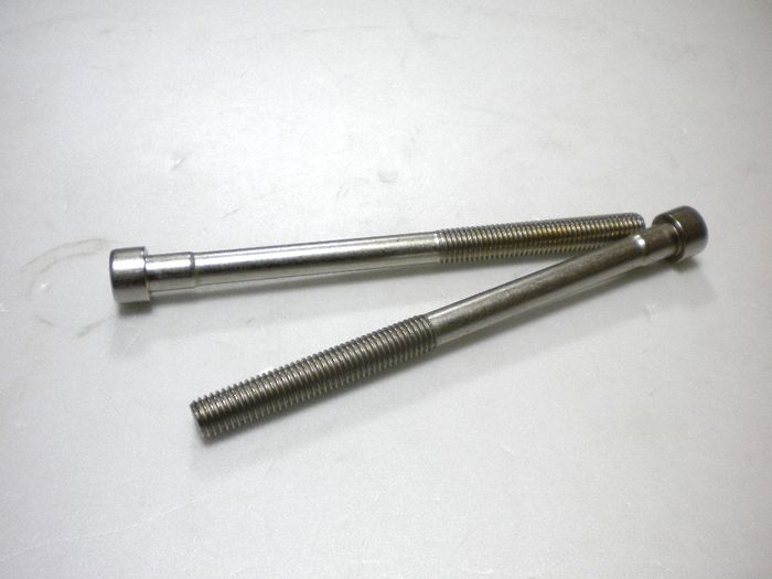 1209900012 スクリュー / ボルト メルセデスベンツ