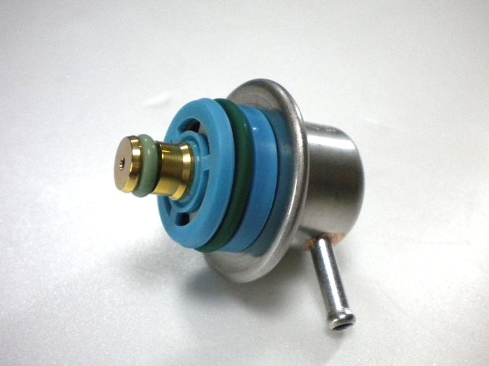 0000781889/000-078-1889 | プレッシャーレギュレーター (フューエルレギュレーター) | メルセデスベンツの部品パーツ